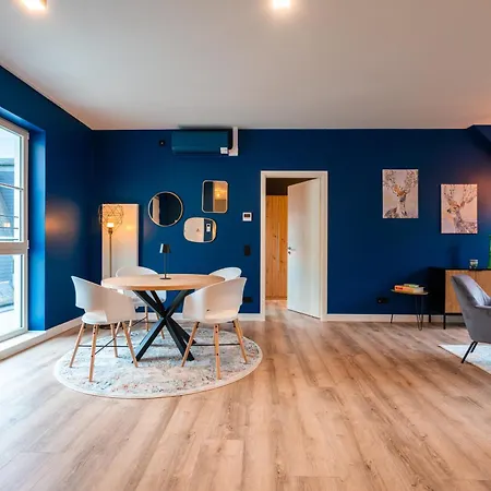 Laras Loft *