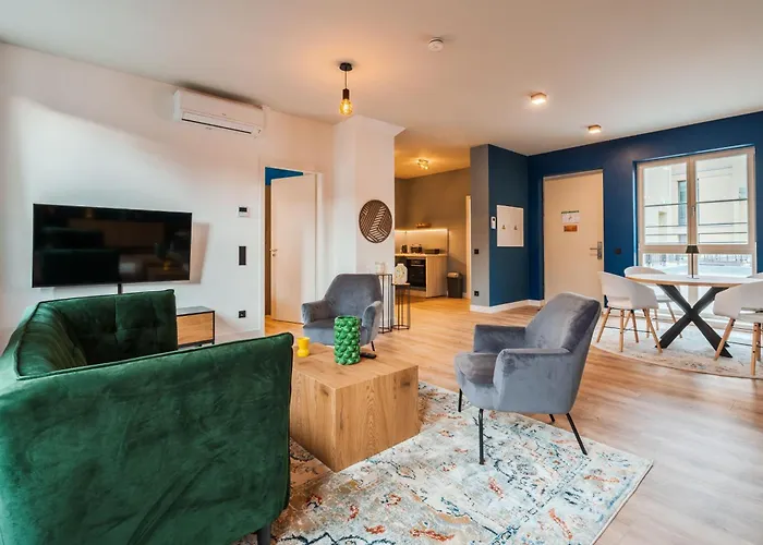 Апартаменты Laras Loft *